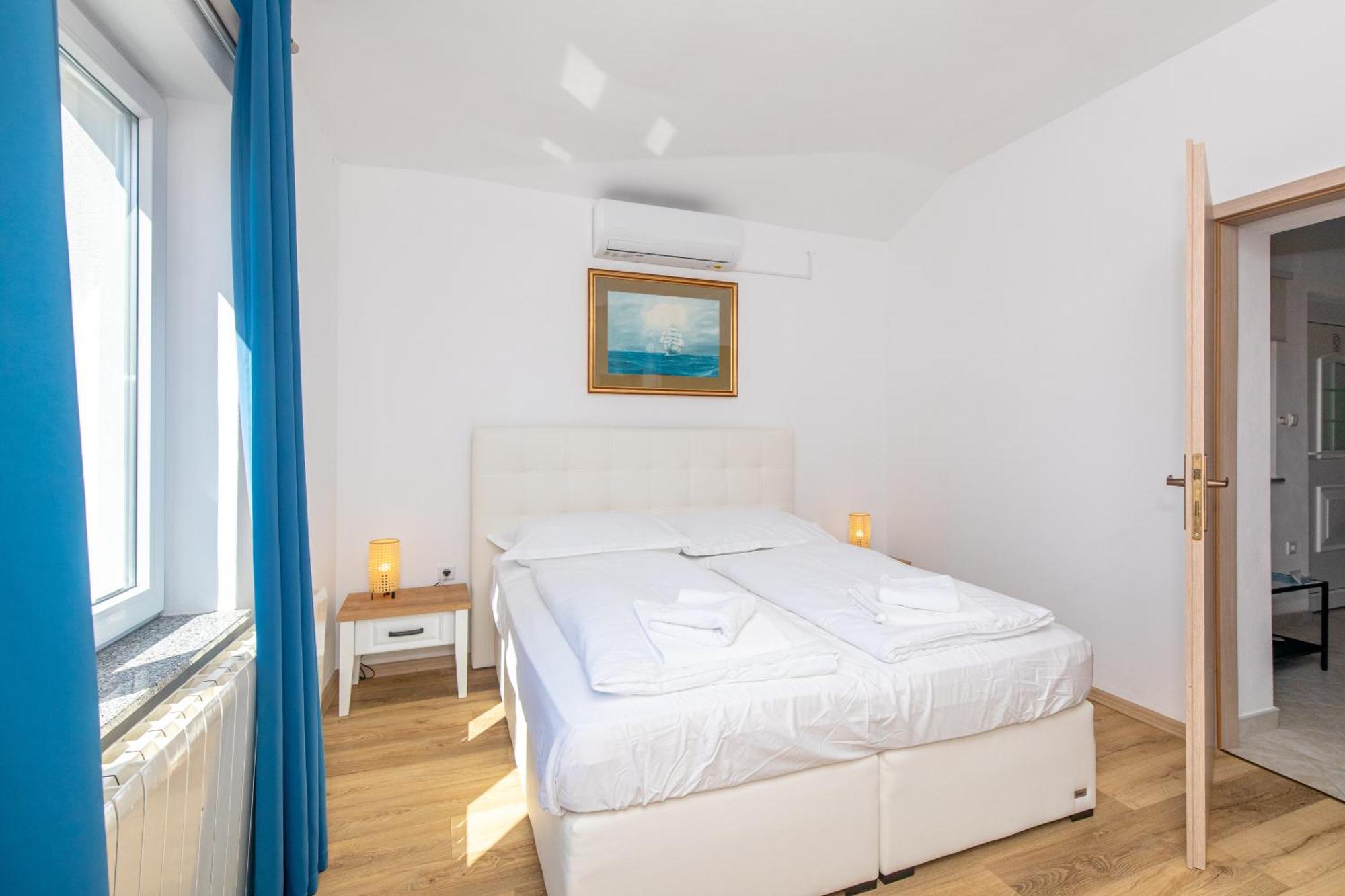 Apartments Soul Krk Town Extérieur photo